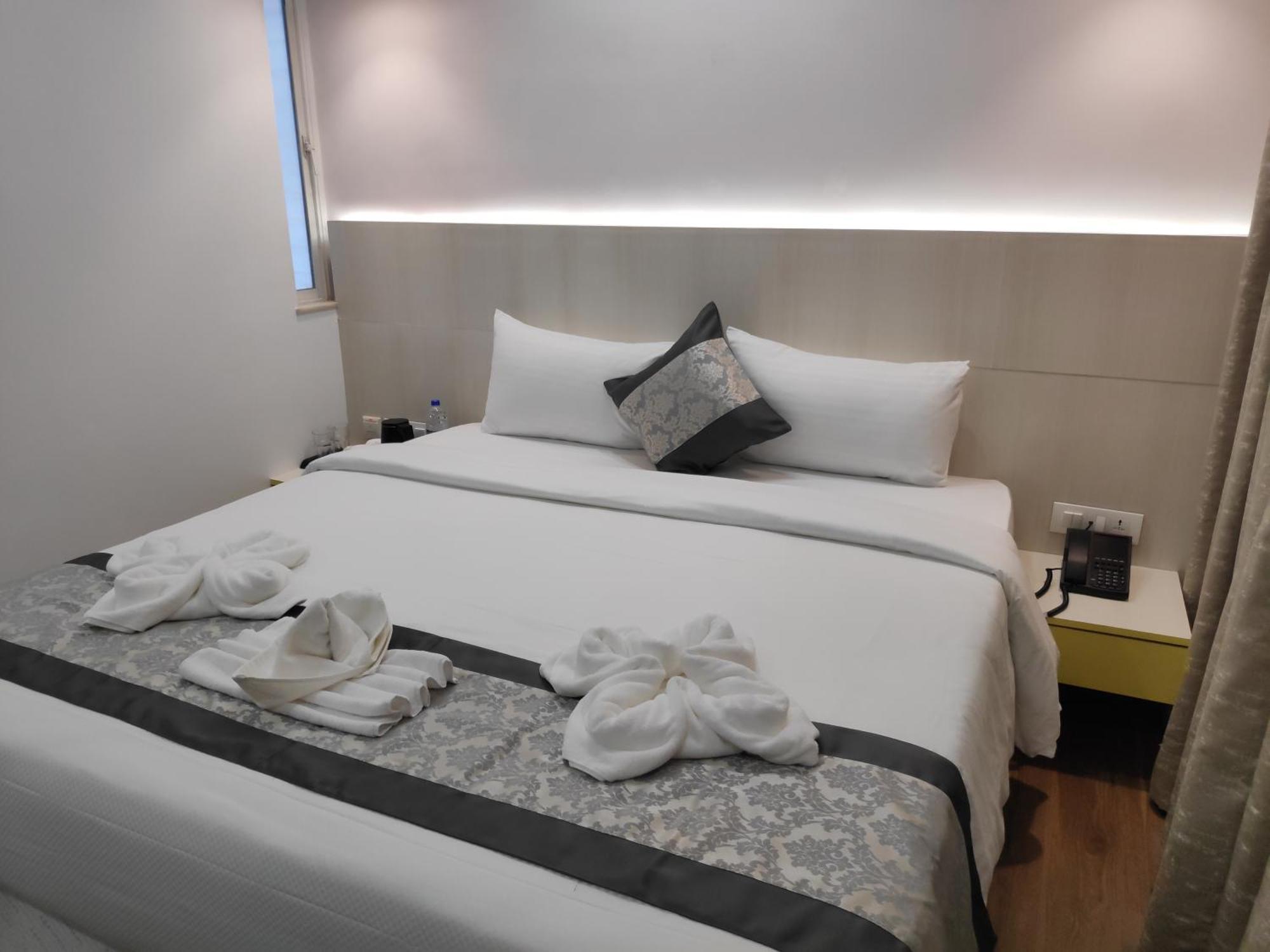 White House By Maxxvalue Service Apartments Bandra Bombay Extérieur photo