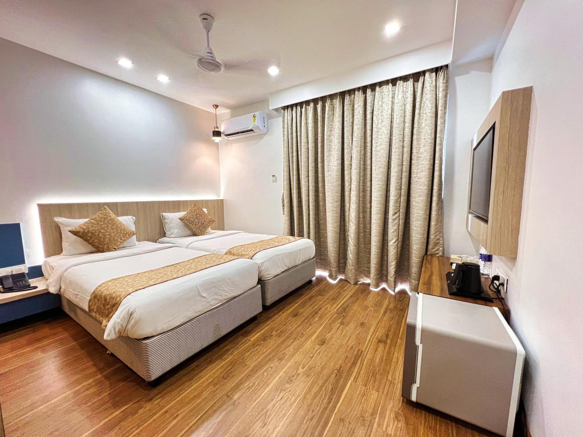 White House By Maxxvalue Service Apartments Bandra Bombay Extérieur photo