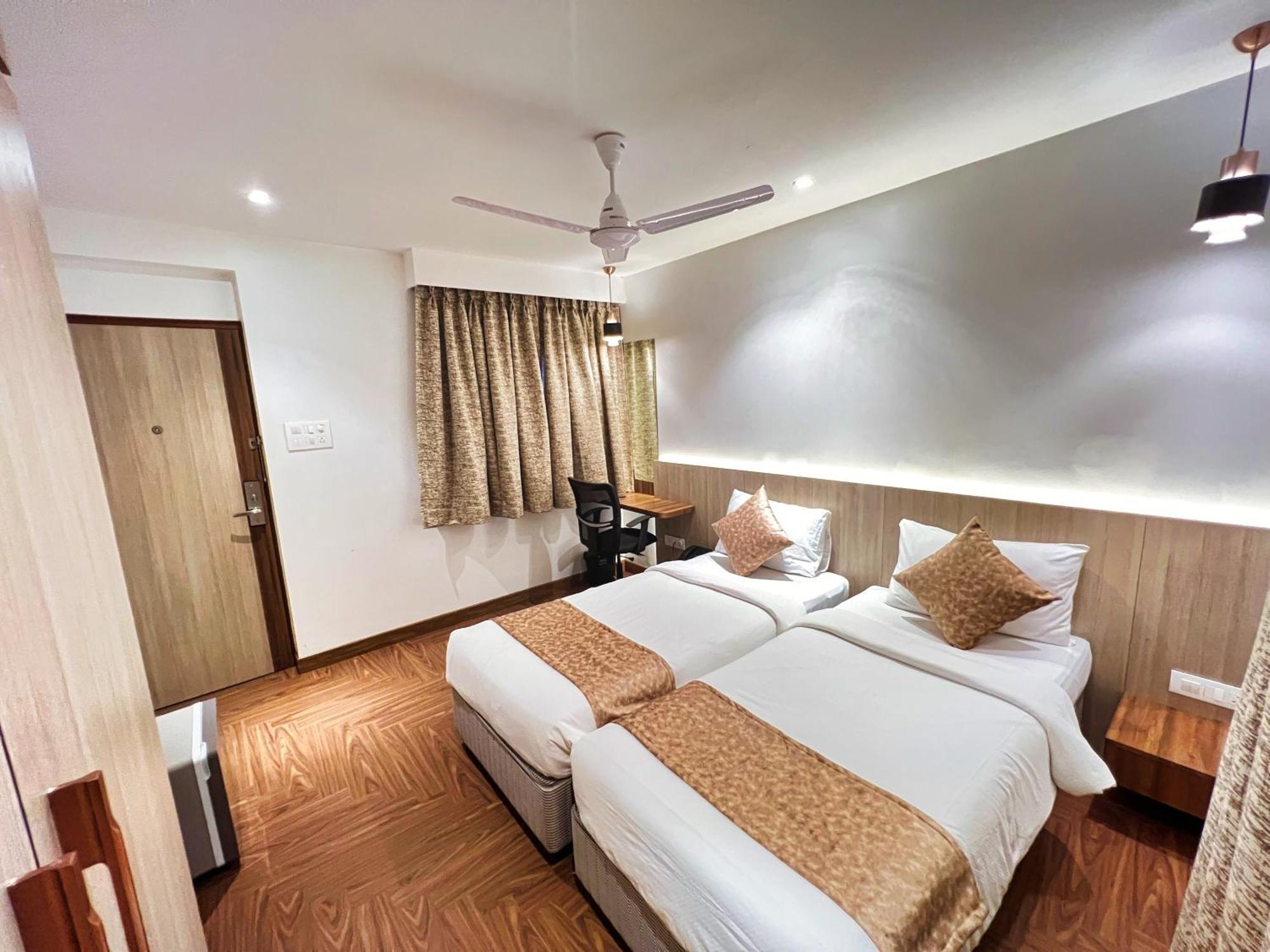 White House By Maxxvalue Service Apartments Bandra Bombay Extérieur photo