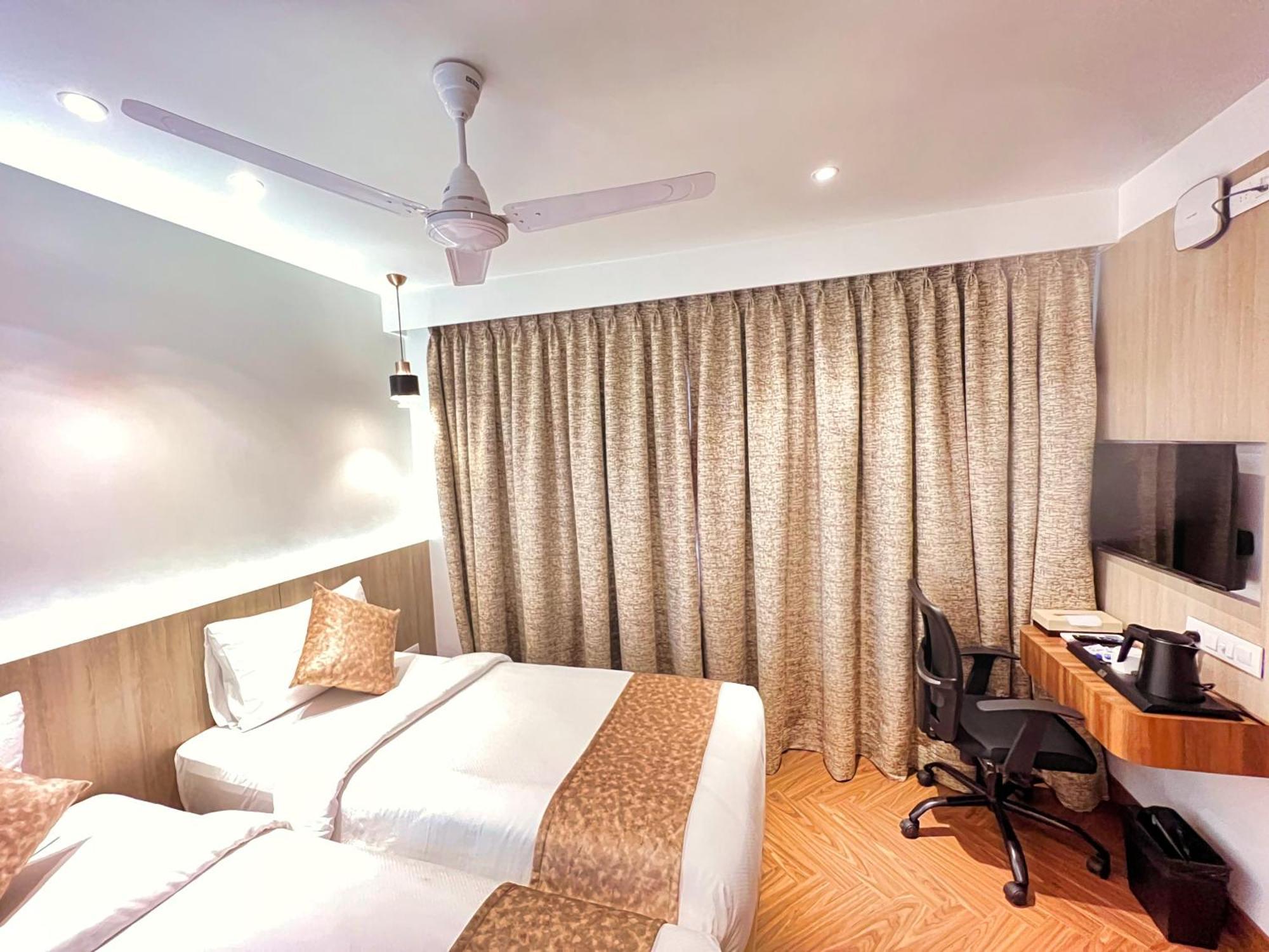 White House By Maxxvalue Service Apartments Bandra Bombay Extérieur photo